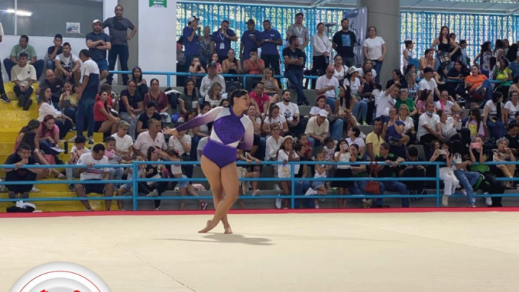 isabella-correa-brilla-en-el-campeonato-nacional-de-gimnasia-artistica